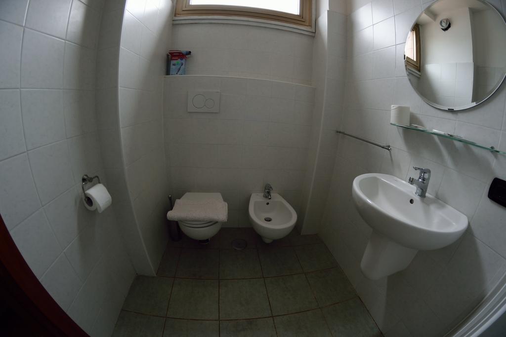 Hotel Fidene Rom Exteriör bild